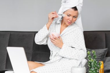 Care sunt cele mai bune metode de a preveni îmbătrânirea pielii?