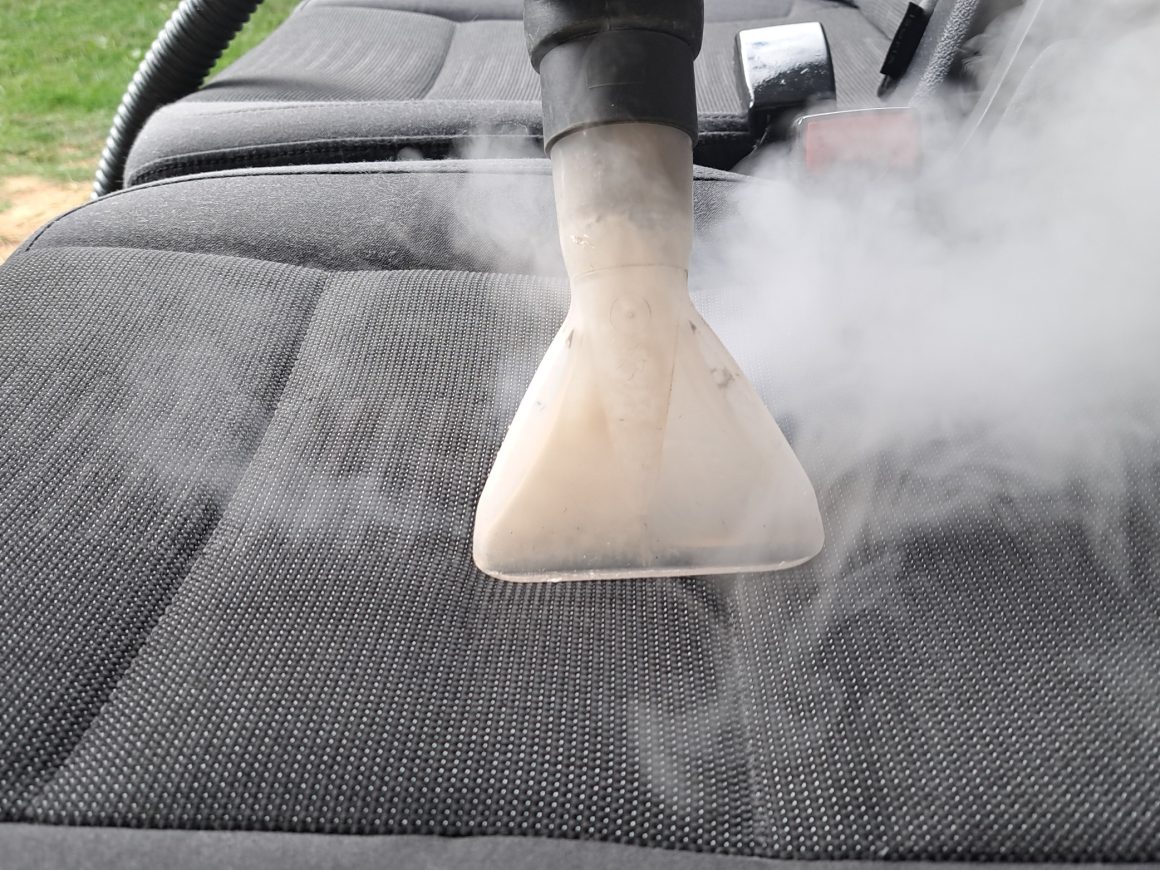 curatare tapiterie saltele canapele cu aburi , spalare cu aburi tapiterie oradea, spalatorie curatatorie igienizare